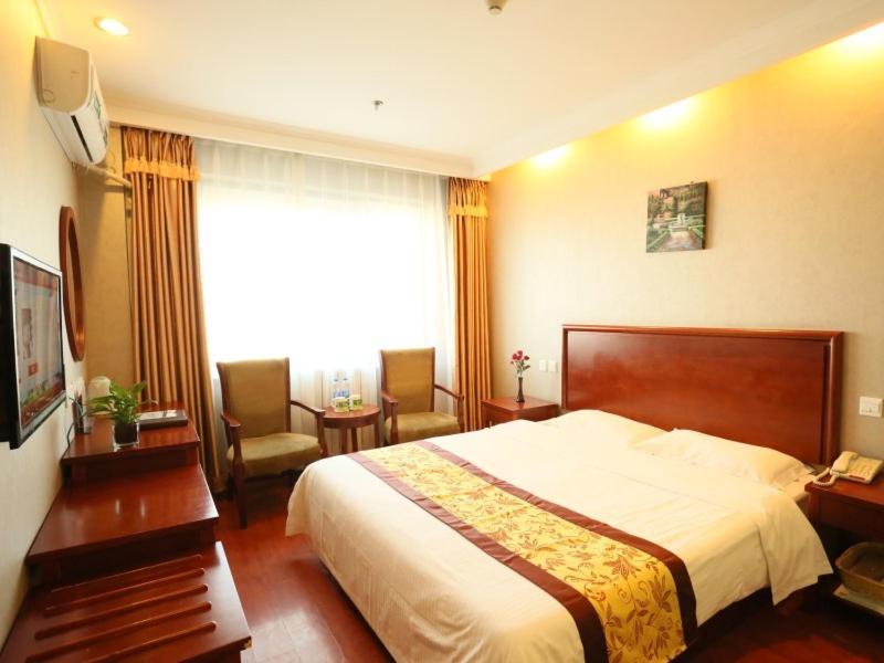 Greentree Inn Beijing Changping Shahe Metro Station Express Hotel Екстериор снимка